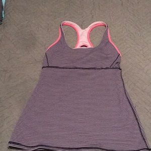 Lululemon size 4 bra top